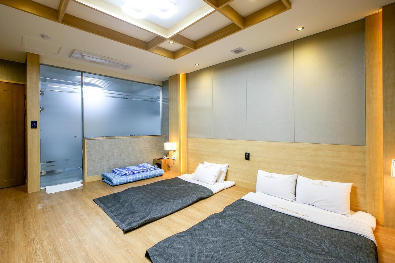 Shell Stone Yeosu Business Hotel Экстерьер фото