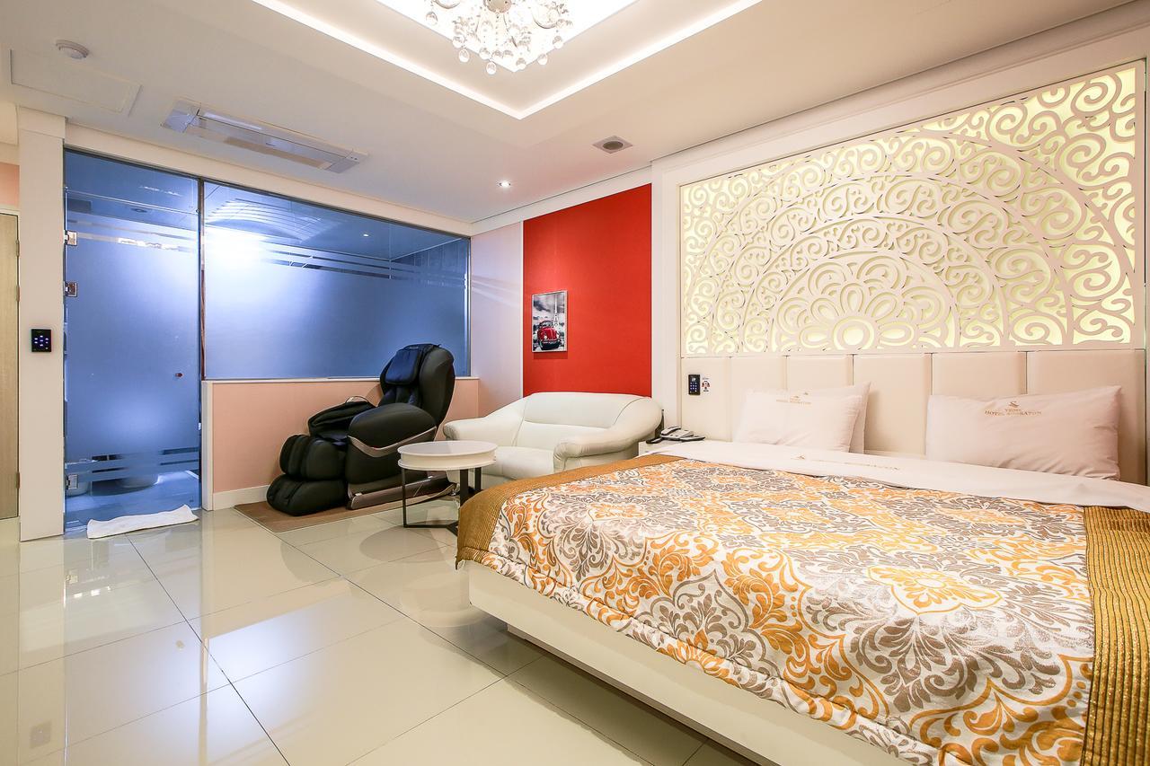 Shell Stone Yeosu Business Hotel Экстерьер фото